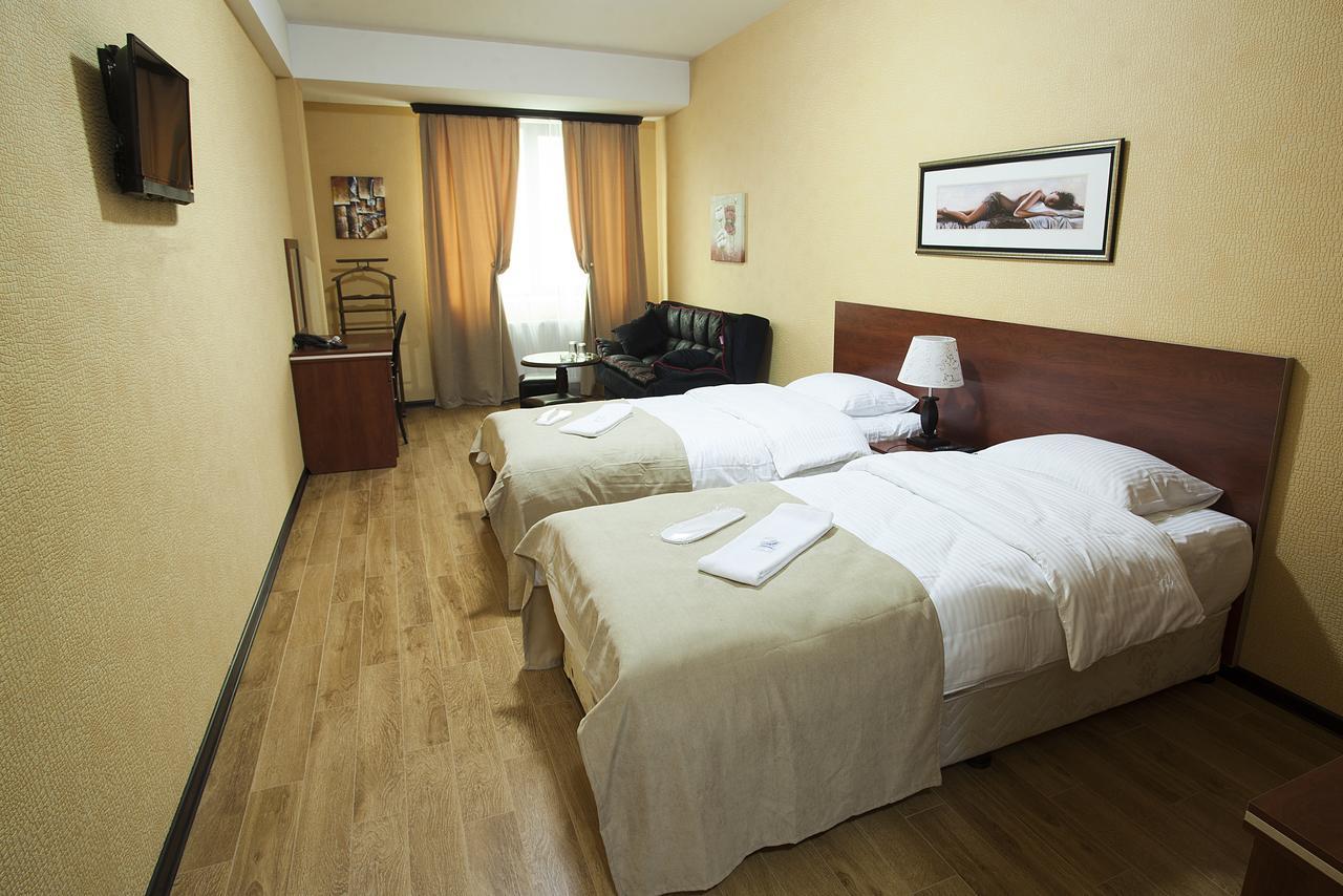 Lords Hotel Tbilisi ภายนอก รูปภาพ