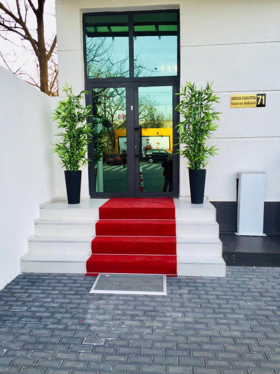 Lords Hotel Tbilisi ภายนอก รูปภาพ